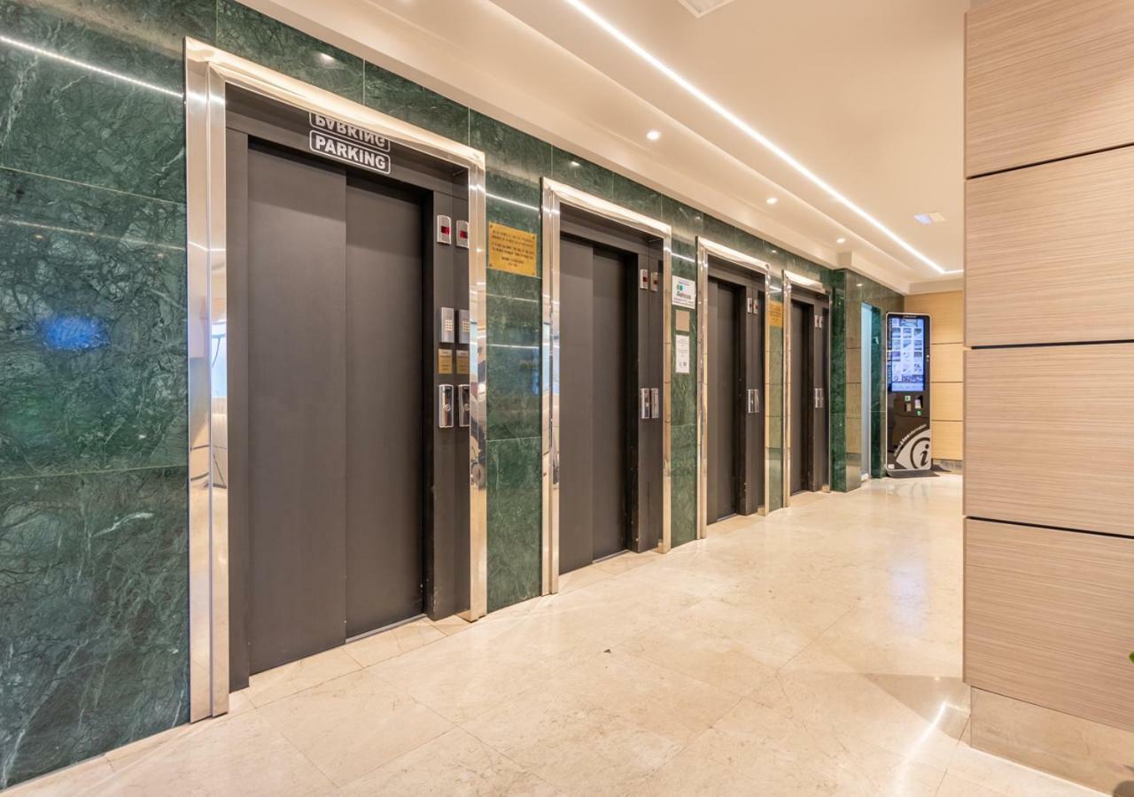 Studio Pyr Fuengirola Frente Al Mar Экстерьер фото